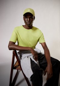 ARMEDANGELS JAAMES - T-shirt basic - new moss