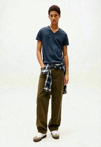 Tommy Jeans Basic T-shirt - black iris