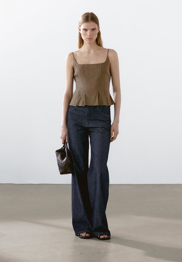 FLOWING STRAPPY - Top3