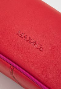 MAX&Co. ABBRACCIO - Borsa a mano - rosso