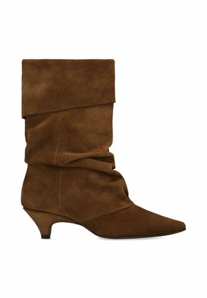 Manfield, Laarzen - cognac
