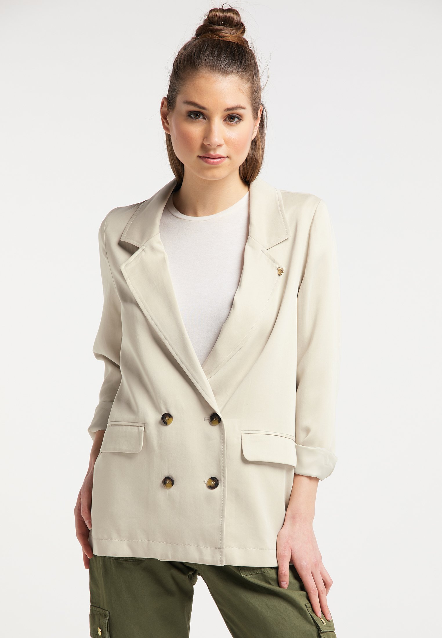 creme blazer