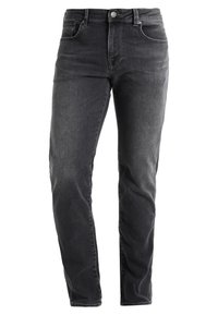 Svart denimjeans med rak passform, med en klassisk femfickdesign, metallknappstängning och subtila blekningar på tyget.