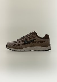 Δεν επιλέχθηκε, baroque brown/black/mink brown-cacao wow/college grey