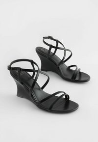 Next FOREVER COMFORT - Täistallaga sandaalid - black