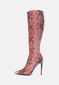 Boots - pink