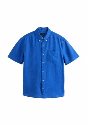 Blå kortærmet skjorte med knapper, krave og en enkelt brystlomme, vist på en hvid baggrund.