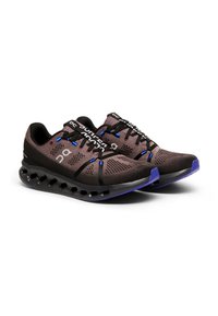 On CLOUDSURFER - Laufschuh Straße - black