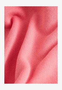 Niewybrane, coral pink