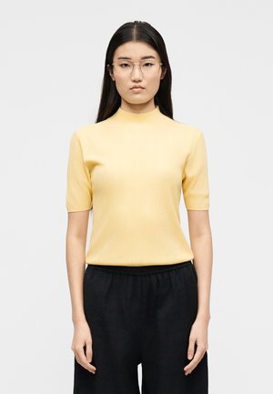 LAYA MOCKNECK - Tricou basic - vanilla