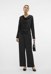 Vero Moda VMNOELE - Bluse - black