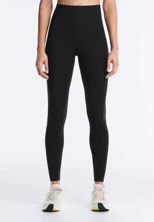 OYSHO RAISE UP ANKLE-LENGTH COMPRESSIVE - Leggings - black