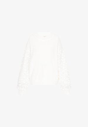 Biały sweter dzianinowy z długimi rękawami, z teksturowanym wzorem koronkowym na rękawach oraz ściągaczem przy kołnierzu i mankietach.