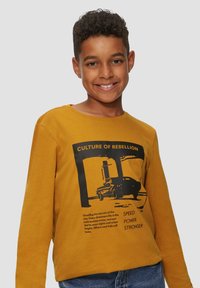 s.Oliver MIT FRONTPRINT - Longsleeve - senf