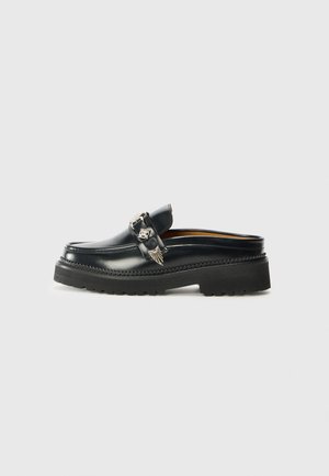 Moccasins - black