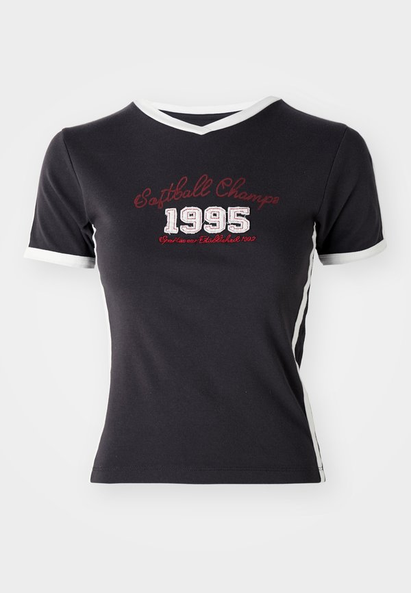 SOFTBALL CHAMPS BABY TEE - Print T-shirt2