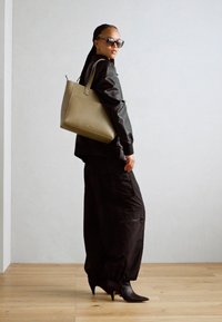 Anna Field Dataveske - light brown