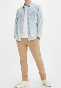 Levi's® Chino kalhoty - sand