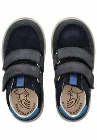 Thumbnail Image 3