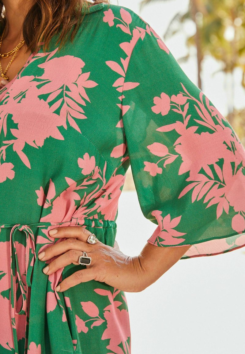 Damen Freizeitkleider | Myleene Klass Maxikleid green pink/grün - ON99925 Damen Freizeitkleider | Myleene Klass Maxikleid green pink/grün - ON99925