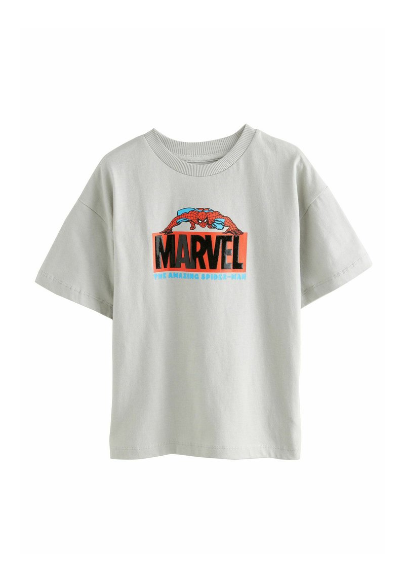 Světle šedé bavlněné tričko s grafickým potiskem Spider-Mana a výrazným nápisem "MARVEL" v černé barvě, doplněným červeným a modrým textem. Krátké rukávy.