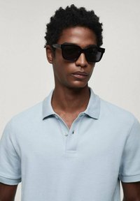 Mango Pikeepaita - light blue