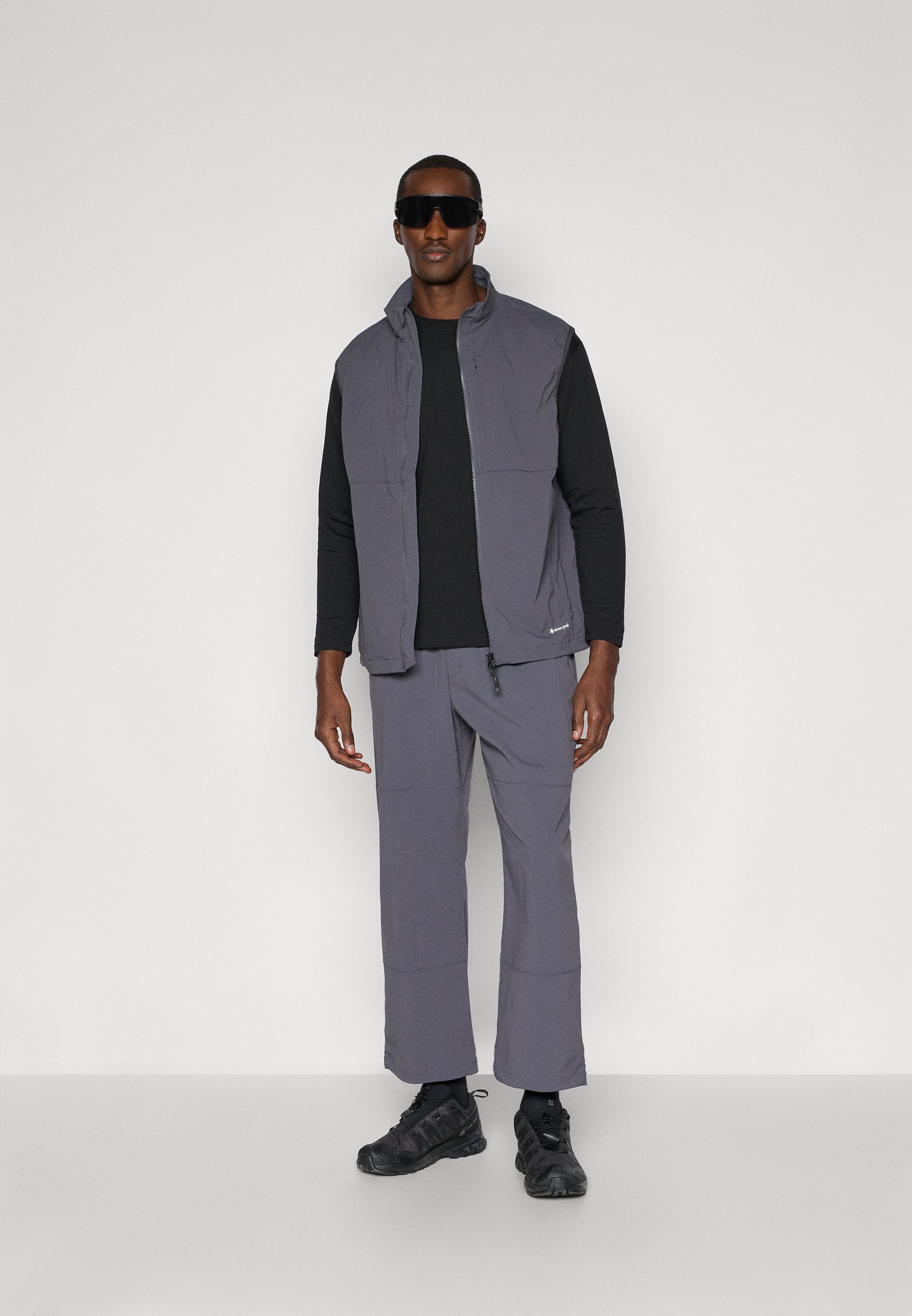 Snow Peak NEW STANDARD UTILITY VEST UNISEX - Waistcoat - charcoal