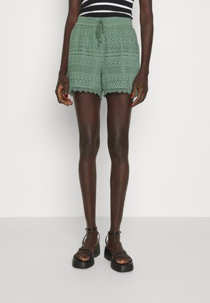 Vero Moda Tall VMHONEY LACE - Shorts - green
