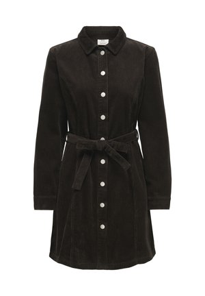 Robe longue en velours côtelé noir à manches longues, avec boutons-pression à l'avant, col et ceinture en tissu assorti nouée à la taille.