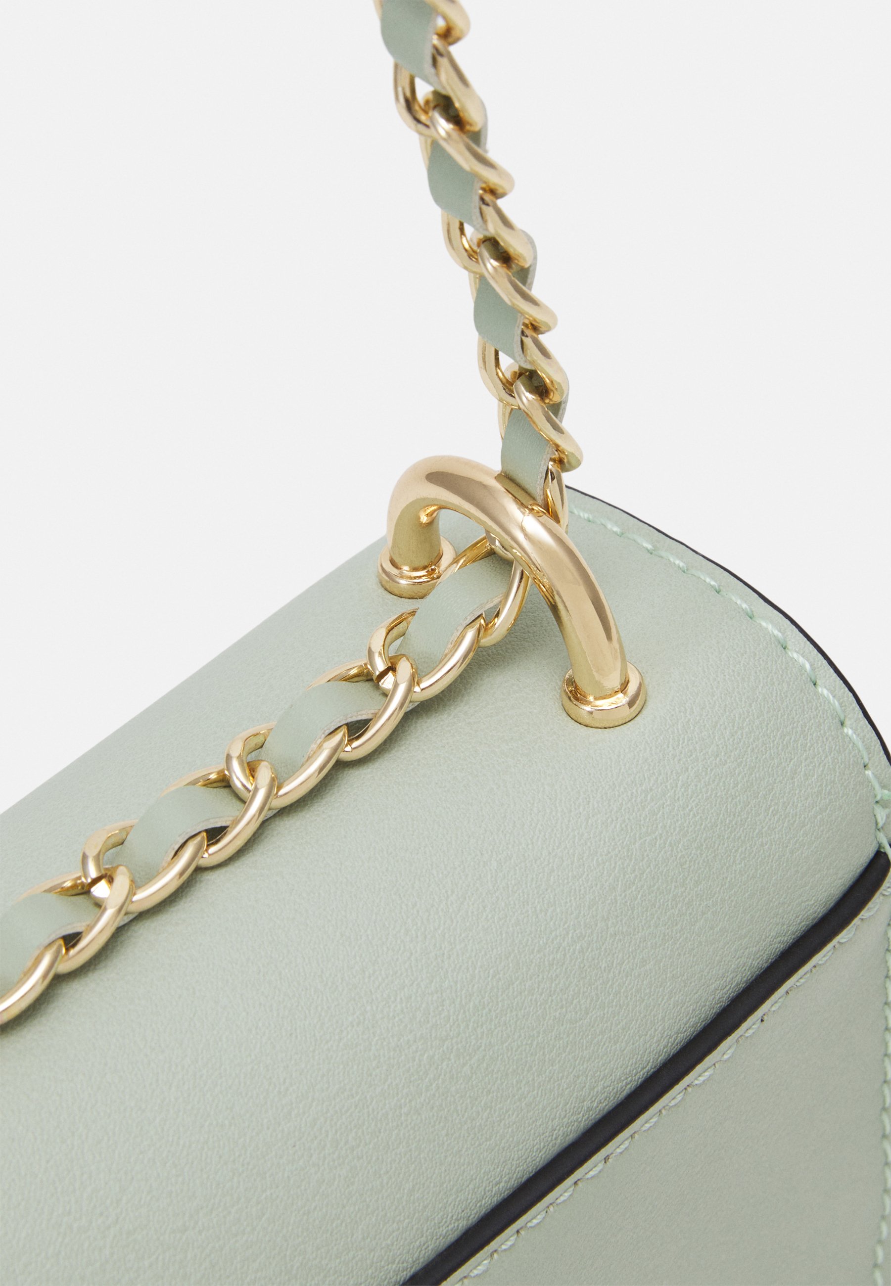 aldo dalsby bag white