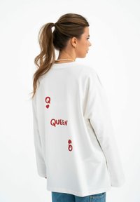 MIRONS Long sleeved top - white