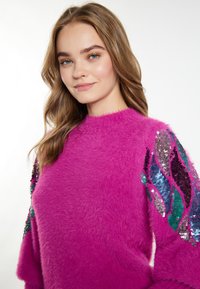 IZIA GAYA - Pulóver - beerenpink