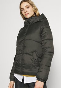 Vero Moda Tall VMUPSALA JACKET - Casaco de inverno - peat