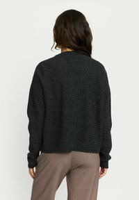 Soft Rebels Svetr - charcoal melange
