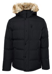Chaqueta acolchada negra con capucha forrada de piel sintética, botones a presión y un bolsillo con cremallera en el pecho. Presenta paneles acolchados texturizados.