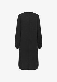 Unselected, black deep cc