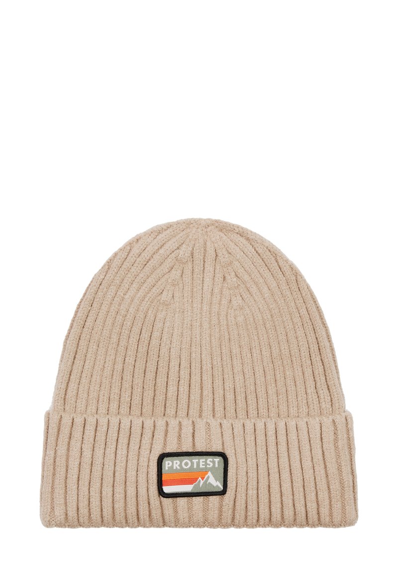 Gebreide beanie in lichtbeige met gestructureerde ribbels, voorzien van een omgevouwen rand en een rechthoekig merklabel met berggraphics.
