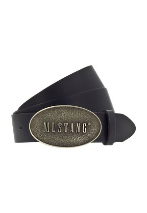 Black leather belt rolled with oval textured metal buckle featuring "MUSTANG" engraved in capital letters.