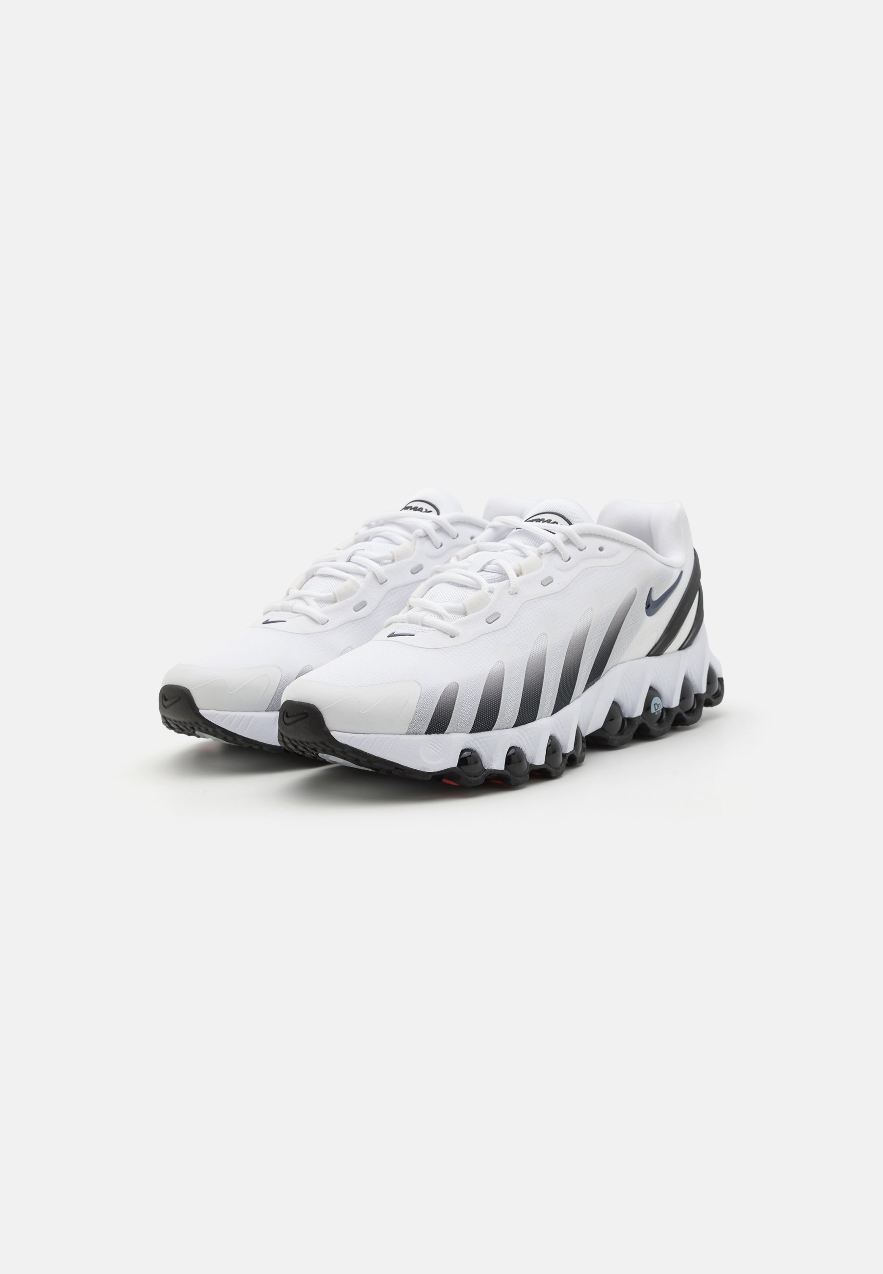 Nike Sportswear AIR MAX DN8 - Sneakers low - white/black/alb