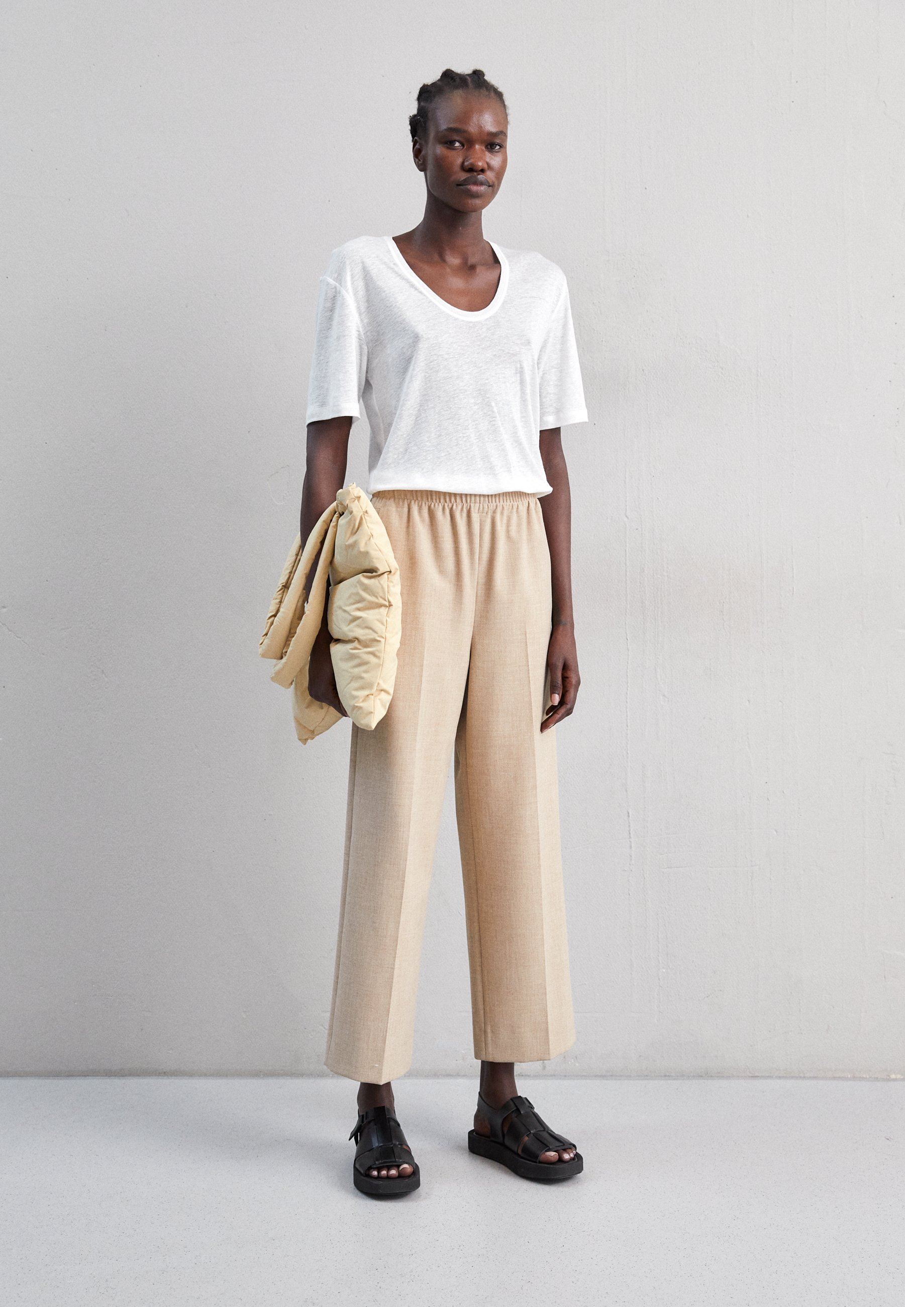 売れ筋商品|||バイマレンバーガー Tシャツ レディース トップス ESSENTIALS  AMARINGA - Basic T-shirt - soft white By Malene Birger ESSENTIALS AMARINGA - T-shirts basic - soft