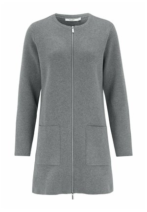 Grijze lange mouwen cardigan met een ronde halslijn, voorrits en twee grote zakken; gemaakt van een gemêleerde gebreide stof.