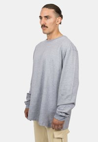 Blackskies OVERSIZED LONG SLEEVE UNISEX - Top s dlhým rukávom - grau
