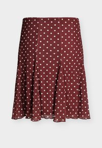 Fustă evazată vișinie cu buline albe, lungime până la genunchi, realizată dintr-un material ușor și fluid, cu panouri verticale cusute.