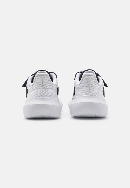 adidas TENSAUR RUN 3.0 UNISEX - Road running shoes - core black/footwear white — photo 3