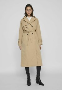 VILA Gabardina - cornstalk