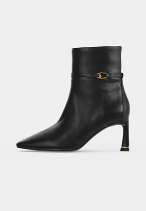Coccinelle, COCCINELLE C-LOOK - Botines - noir