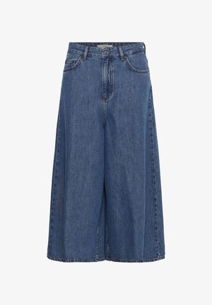 Sinised laia säärega teksapüksid, ees nööp, lukk, vöököited ning ees- ja tagataskud.