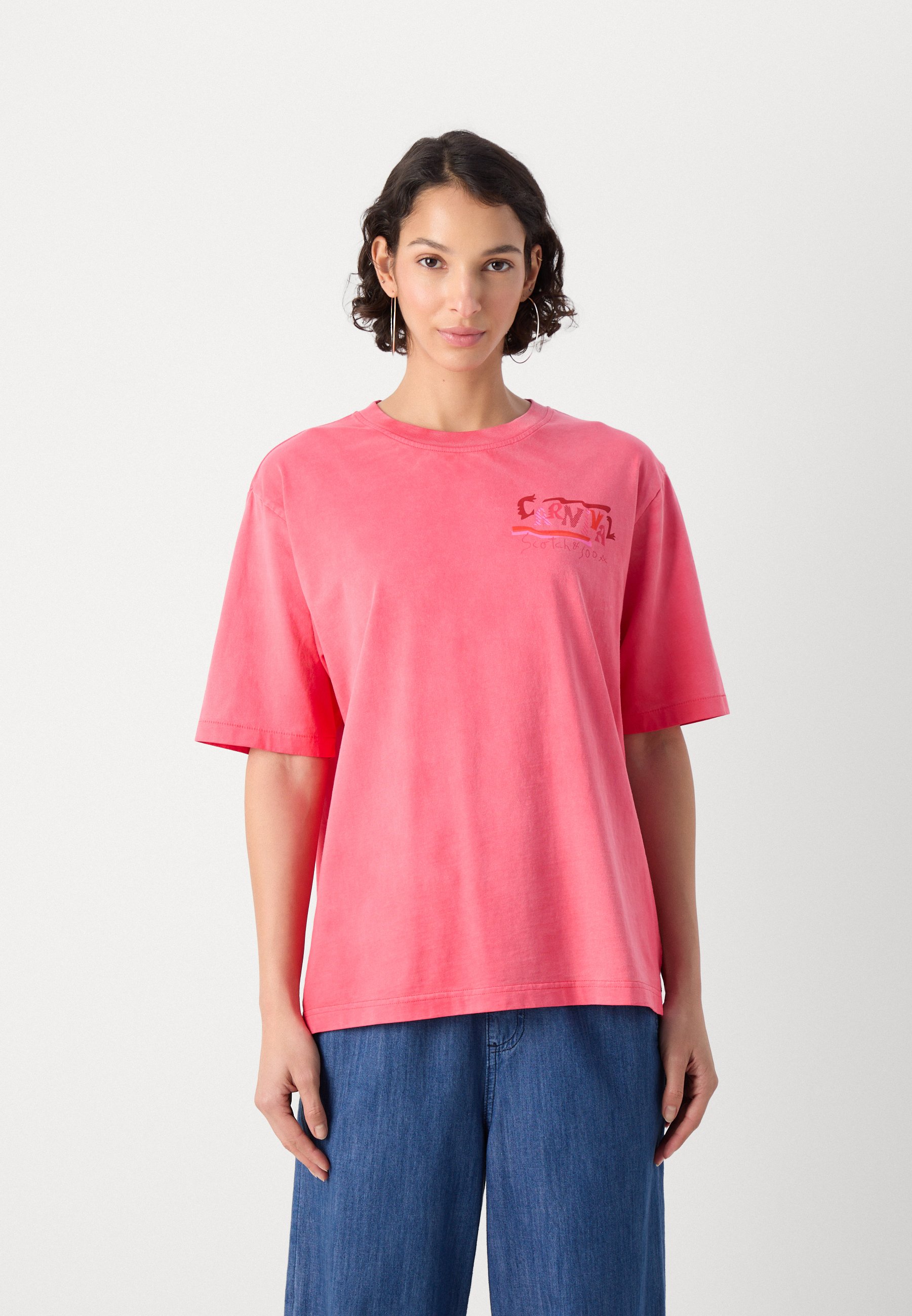 “Scotch & Soda” フロントアートワークTシャツ Pink Scotch & Soda FRONT BACK ARTWORK SPRAYED LOOSE FIT - T-Shirt