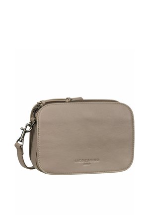 Sac bandoulière en cuir beige de forme rectangulaire, avec fermeture zippée sur le dessus et bandoulière réglable. Présente un logo de la marque en relief sur le devant.