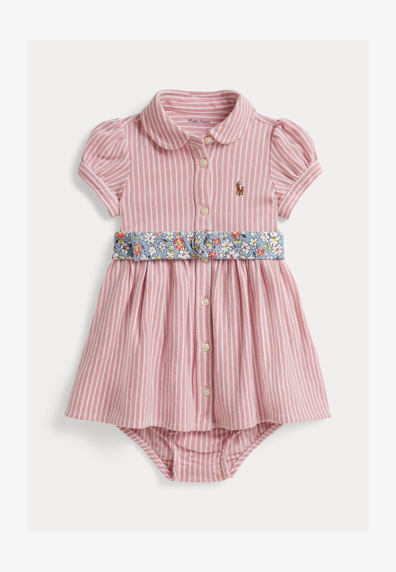 Abito a righe rosse e bianche con scollo con colletto, maniche corte a sbuffo, bottoni sul davanti e cintura con motivo floreale. Tessuto in misto cotone.